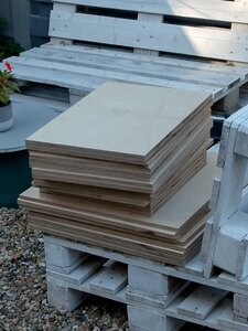 Plattenzuschnitt für 4 Gehäuse