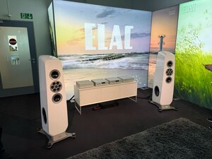 Elac IMG_8936.jpg