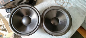 Links Teufel, rechts Oaudio W12.2